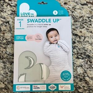 Love to Dream Swaddle Up in Light Green- Stage 1